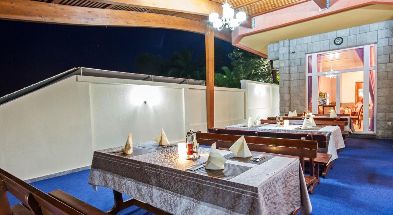 Apart Hotel Samardzic Tivat Kültér fotó