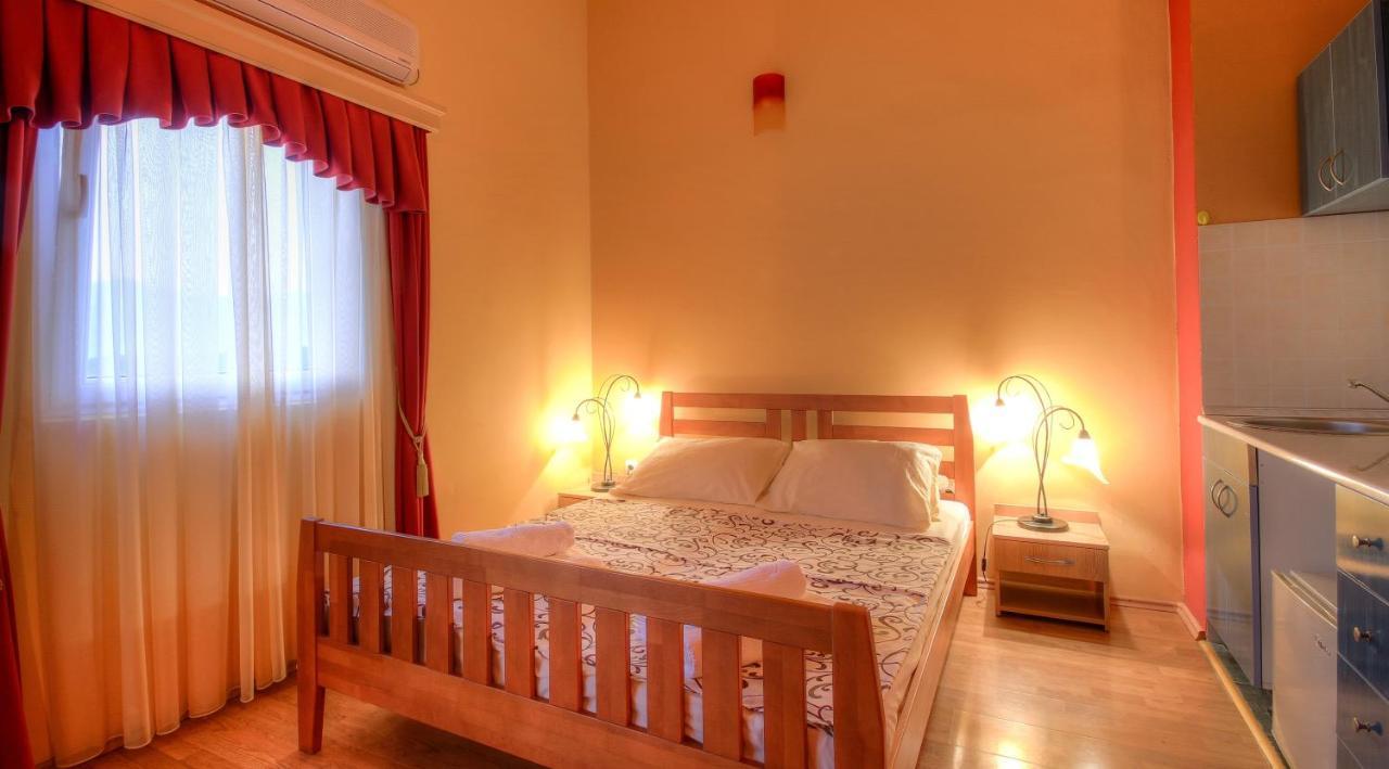 Apart Hotel Samardzic Tivat Szoba fotó